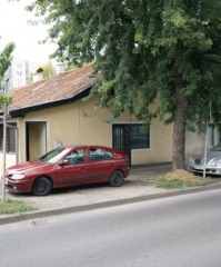 SIGEČICA - Heinzelova ul., KUĆA OD 60 m2 STAMBENOG PROSTORA