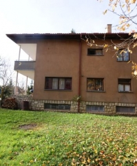 MEDVEŠČAK – ul. Medveščak -VILA OD cca 260 m2 NA PARCELI OD 1044 m2